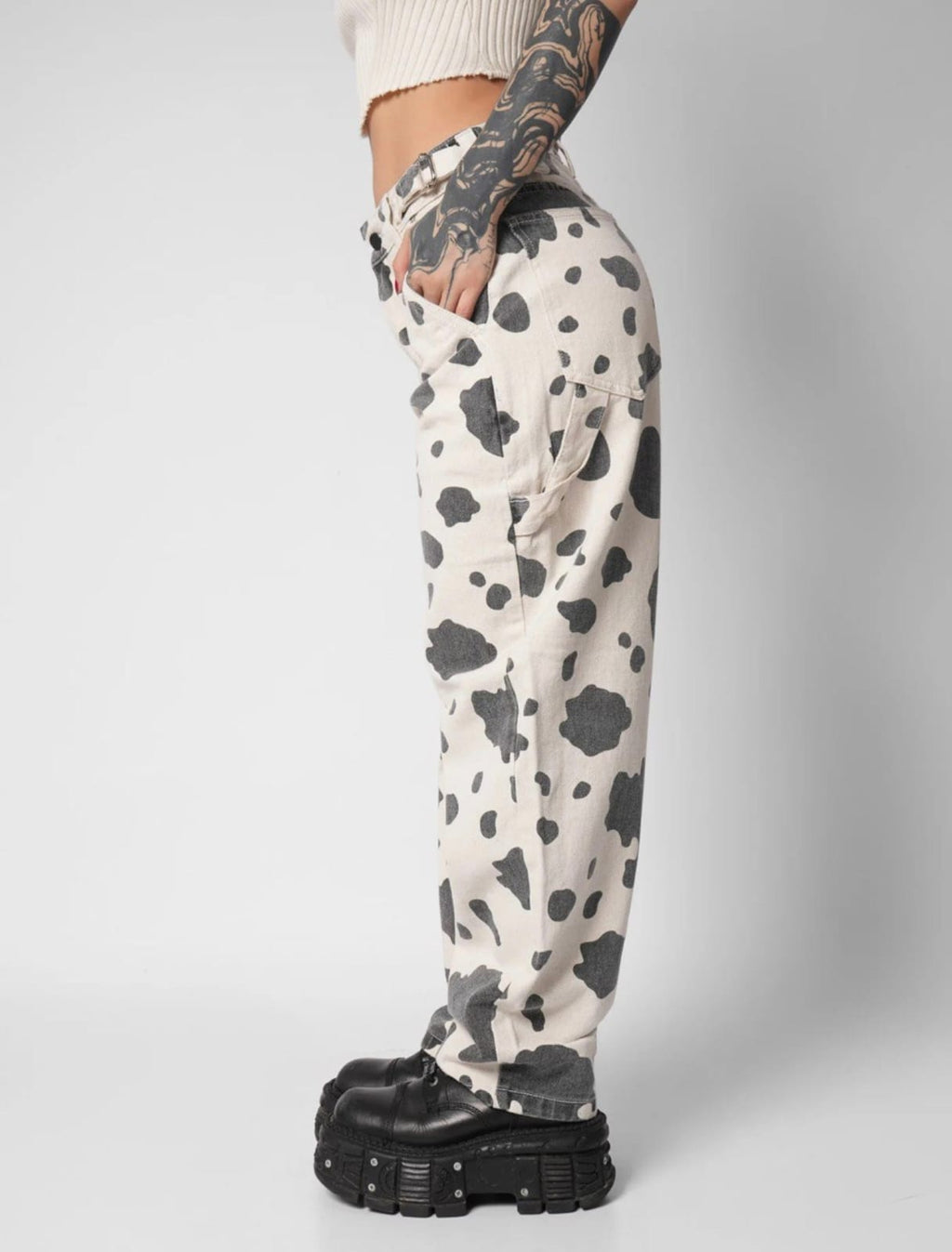 jean baggy cow