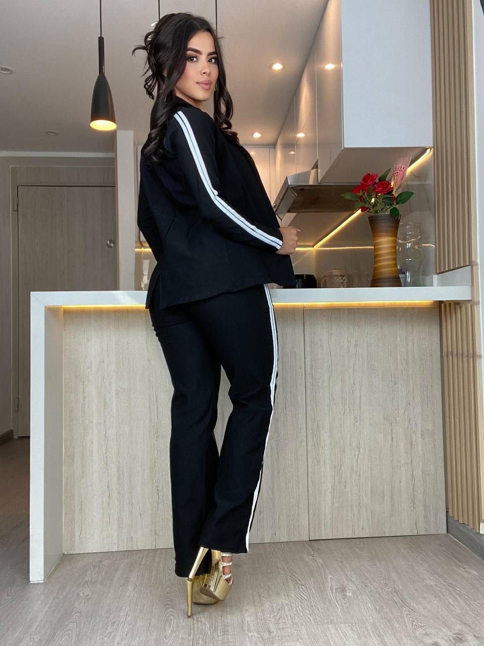 Conjunto Blazer, Blusa Y Pantalón Adidas