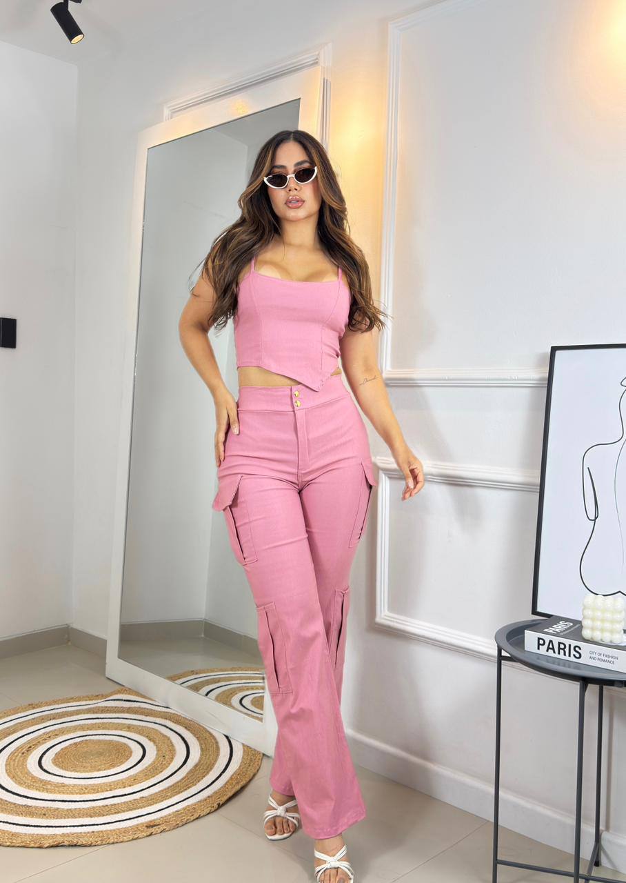 Conjunto pantalón y blusa